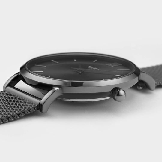 CLUSE Minuit Mesh Dark Grey CL30067 - watch case detail