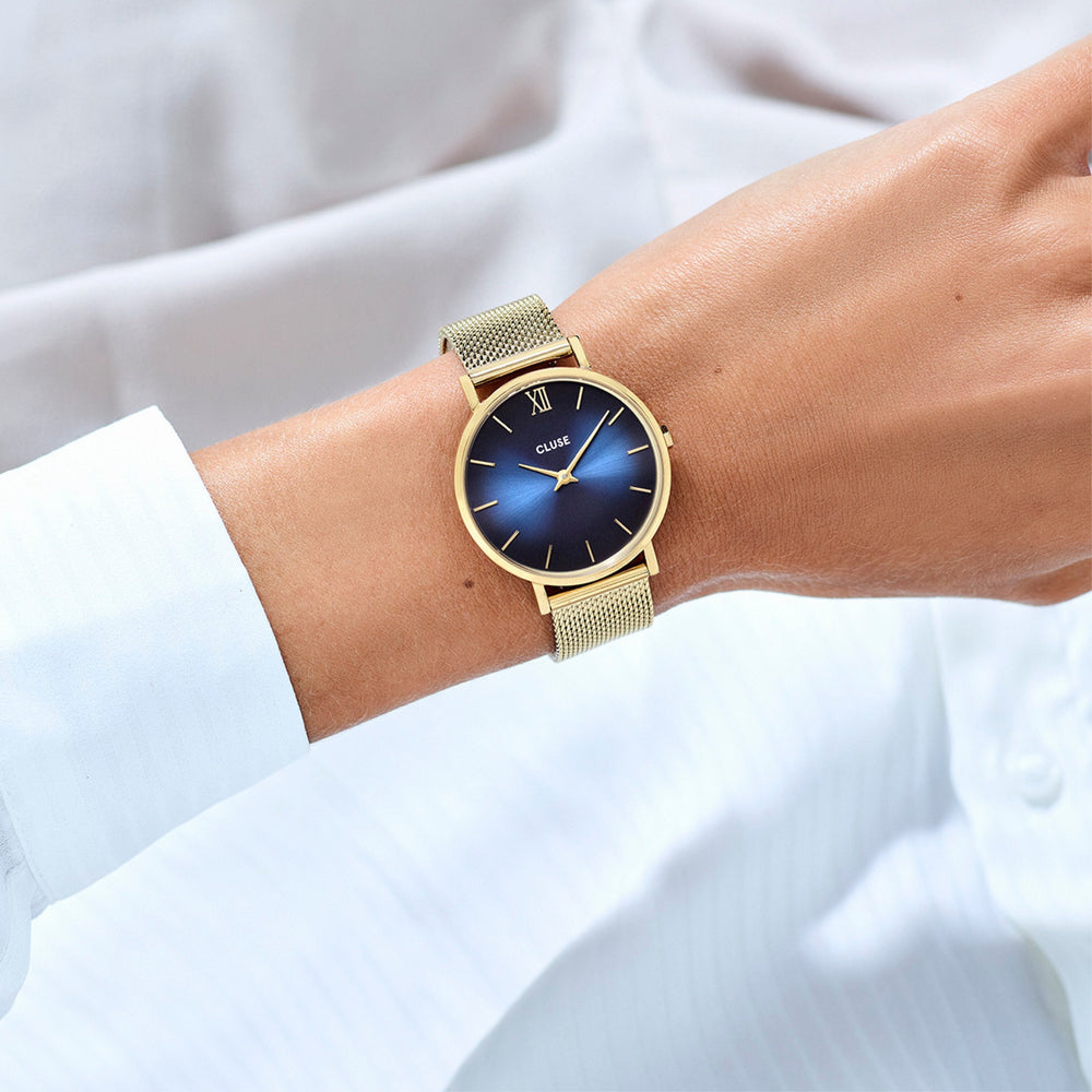 CLUSE Minuit Mesh Deep Blue, Gold Colour CW10202 - Watch on wrist