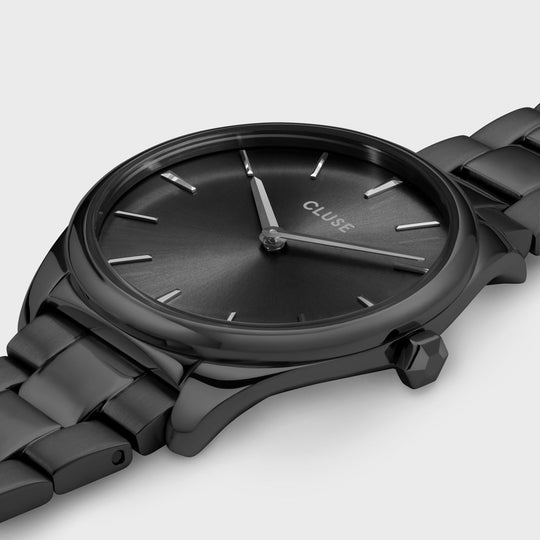 CLUSE Féroce Petite Steel Full Black CW11214 - Watch case detail.