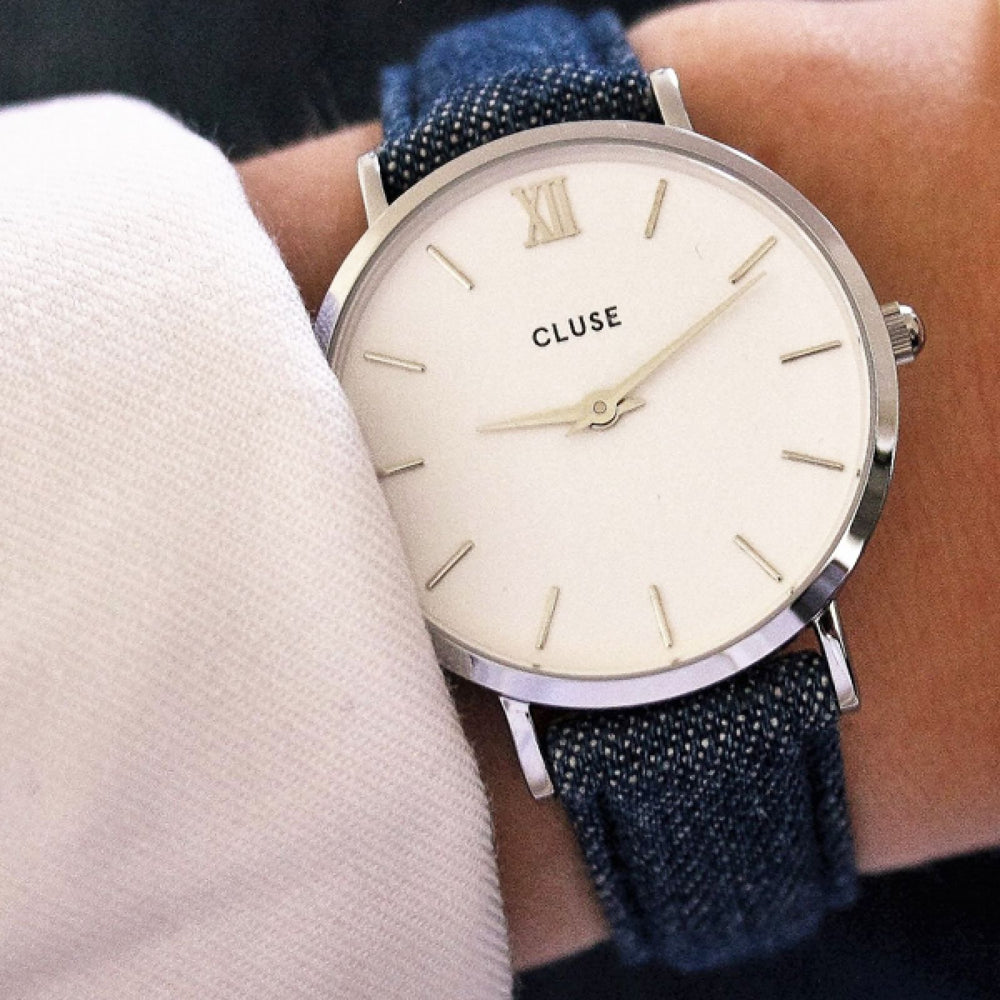 CLUSE 16 mm Strap Blue Denim/Sliver CLS331 - strap on wrist